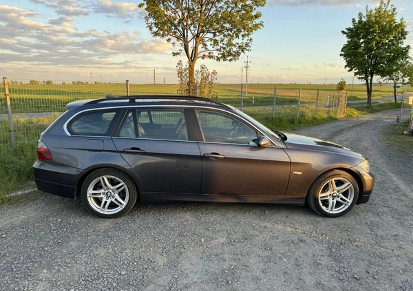 BMW Seria 3 cena 21500 przebieg: 212000, rok produkcji 2007 z Chojnów małe 277